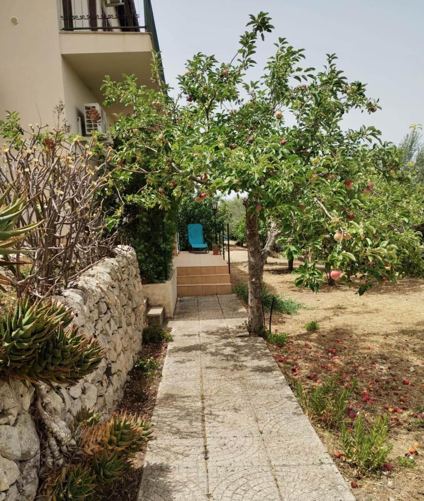 Ronnavona Casa Vacanze B&B Chiaramonte Gulfi Luaran gambar